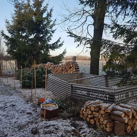 Prirodni Dum V Duchu Velryby Pensjonat
